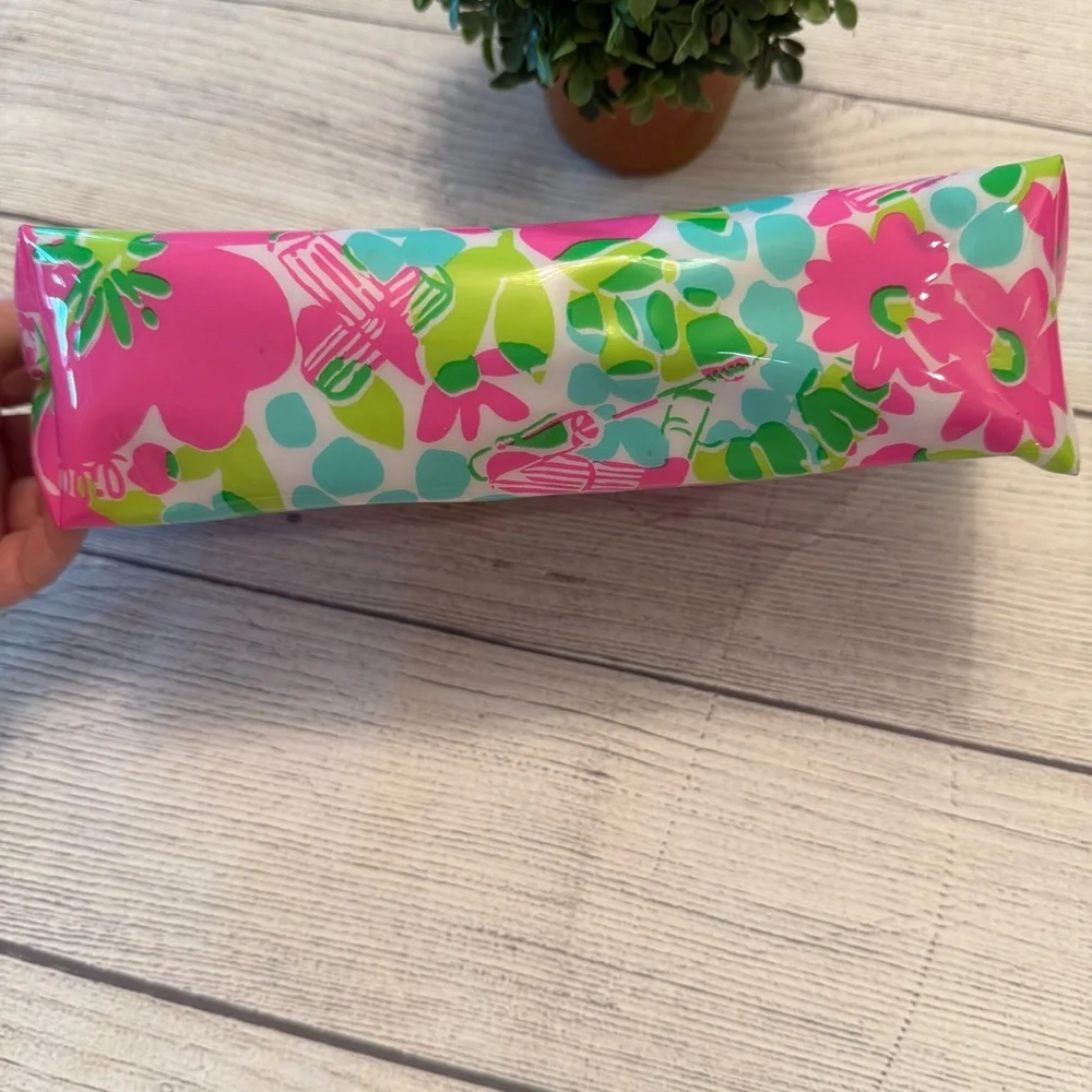 Lilly Pulitzer Vibrant Pink and Green Floral Pouch - Picture 4 of 5